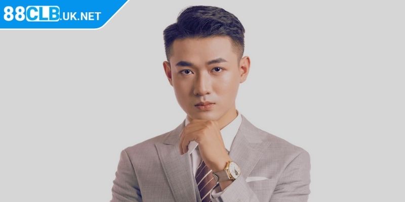 Con đường gắn bó của CEO Zeri Long 